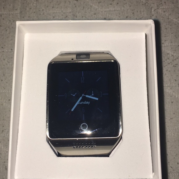 Smart Watch - Picture 2 of 7
